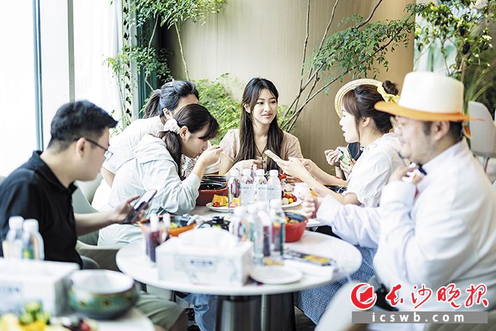 颐而康：深耕“养生+” 点亮长沙“夜养”新名片